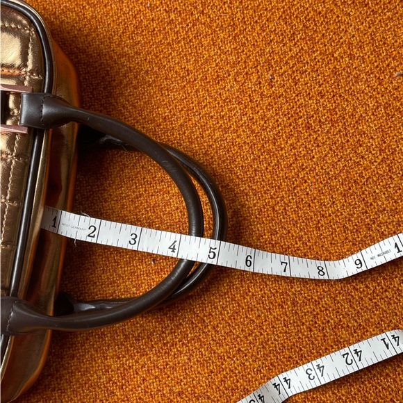 - For Your Ease Only Metallic Gold Make up Organizer Purse - Picture 7 of 16